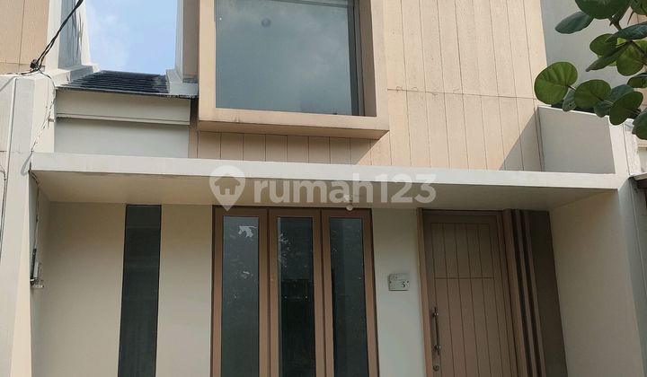 For Rent Springhill Yume Lagoon House - Tangerang