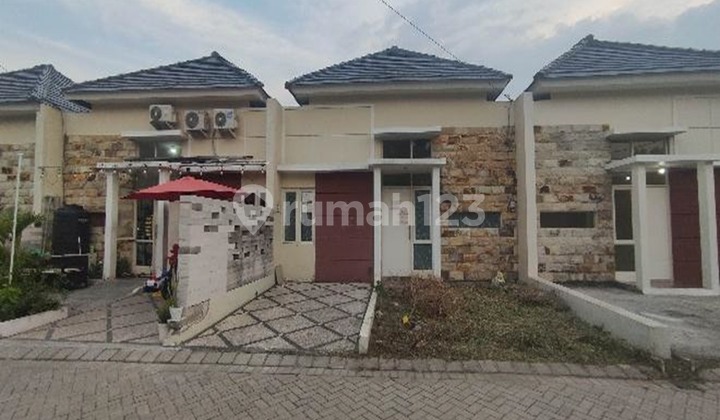 Dijual Rumah Murah dan Bagus di Gresik - Kedamean (200) Dijual Rumah Murah dan Bagus di Gresik - Kedamean (200)