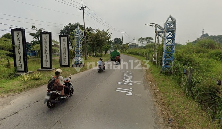 FOR SALE Inexpensive and Nice House in Gresik - Lakarsantri (009) 2