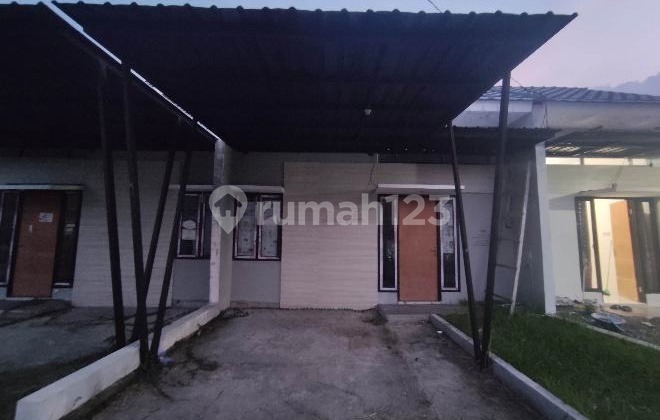 Dijual Rumah Murah dan Bagus di Gresik- Slempit (200) Dijual Rumah Murah dan Bagus di Gresik- Slempit (200)
