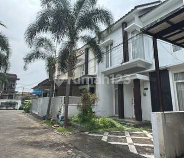 Cheap Good House Near Blimbing Station Malang 2
