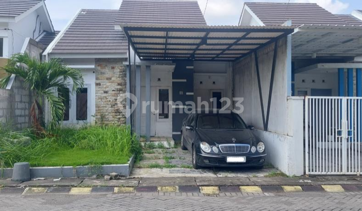 FOR SALE Cheap and Nice House in Gresik - Driyorejo (009)