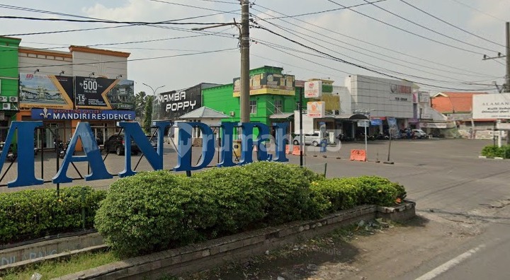 Nice and Affordable House Near City Center and Krian Terminal