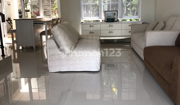 Cheap Luxury House Menaggio Vallage Gading Serpong 2