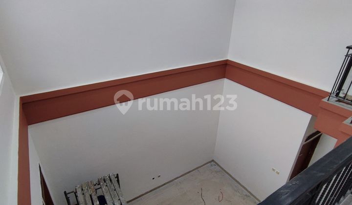 For Sale – Taman Kopo Indah 3 (Favorite Block) Spacious House, Ready to Occupy in a Prime Location and Comfortable Neighborhood. 2