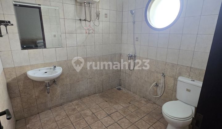 Dijual/disewa Rumah Kota Baru Parahyangan – Tatar Wangsakertarumah Nyaman Di Kawasan Prestisius, Cocok Untuk Hunian Keluarga. Siap Huni, Fully Furnished. 2