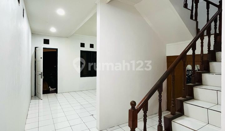 Dijual Rumah Hook 2 Lantai – Aria Graha Bandung 2