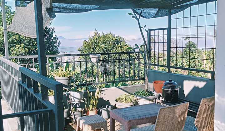 For Sale: 2-Story House – Awiligar, Bandung. Strategic Location, Near Dago and Gedung Sate. City View, Ideal for Residence or Investment.