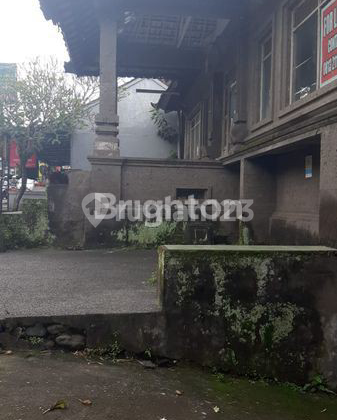 Ruko Dengan Lokasi Yang Sangat Strategis Di Daerah Pengosekan Ubud 