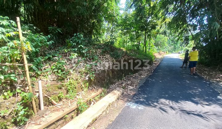 Tanah Murah Pinggir Jalan Mobil Daerah Pedesaan di Cisitu Sumedang