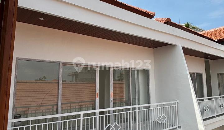 Sewa Villa Lantai 2 Padonan Canggu 3 Kamar Villa Baru