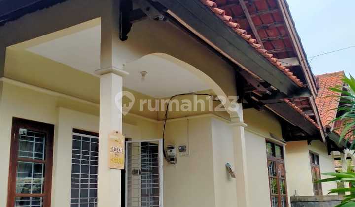 House For Sale Taman Griya Location Jimbaran Area. House For Sale Taman Griya Location Jimbaran Area.