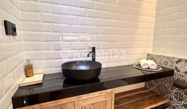 Dijual Villa Midern Sanur 2