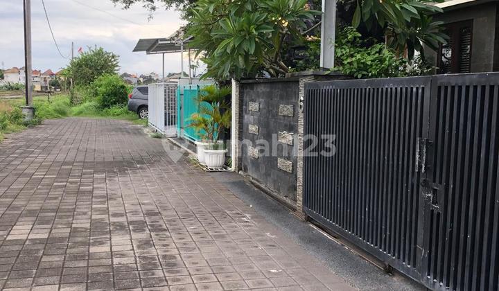 Dijual Runah 2 Lantai Lokasi Stategis Densel 2