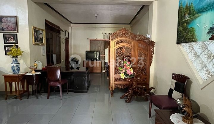 Dijual Rumah Lantai 3 Siap.huni Gatot Subroto 2