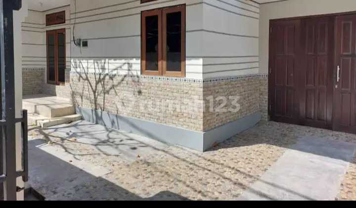 Dikontrakkan Rumah Di Kuta  2