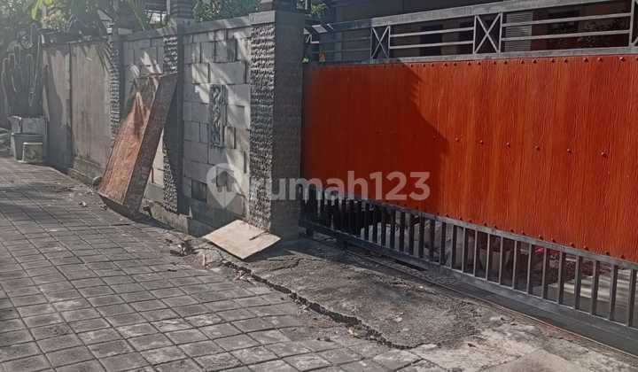 Dikontrakkan Rumah.luas Baru Renov Sidakarya