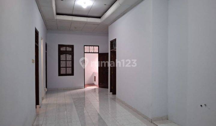 Dikontrakkan Rumah 2 Lntai Luas.terawat 2