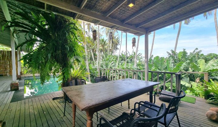 For Sale: Villa with Rice Field and Beach View For Sale: Villa with Rice Field and Beach View