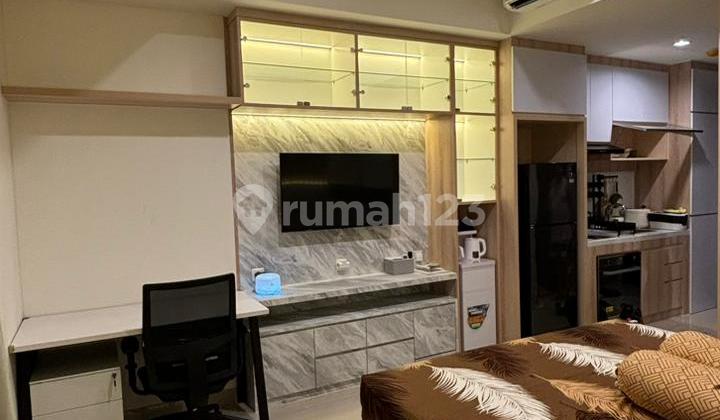 Apartemen Cleon Park Studio Full Furnish Mewah Tinggal Bawa Baju 2