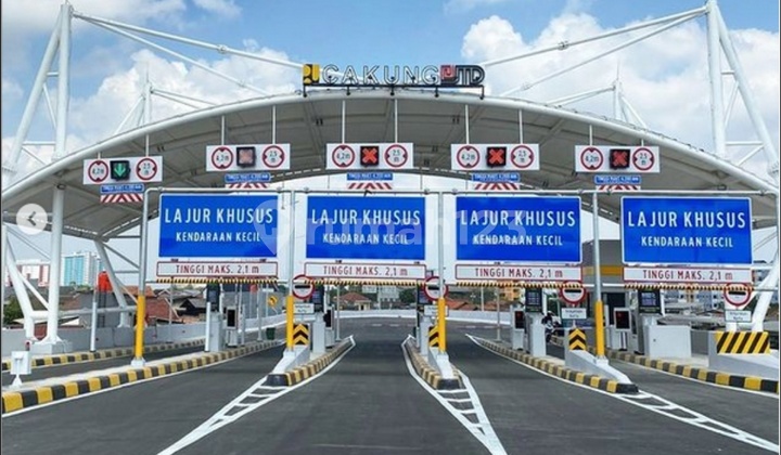 [ For Sale ] Jakarta Garden City Premier Cluster Spacious Tidy House Ready to Occupancy Cash/Mortgage Cakung, East Jakarta 2