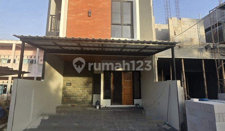 [ For Sale ] New 2-Story House Eligible for Mortgage Near Taman Mini LRT Station, 1km to Bambu Apus Toll Gate, Cipayung, East Jakarta