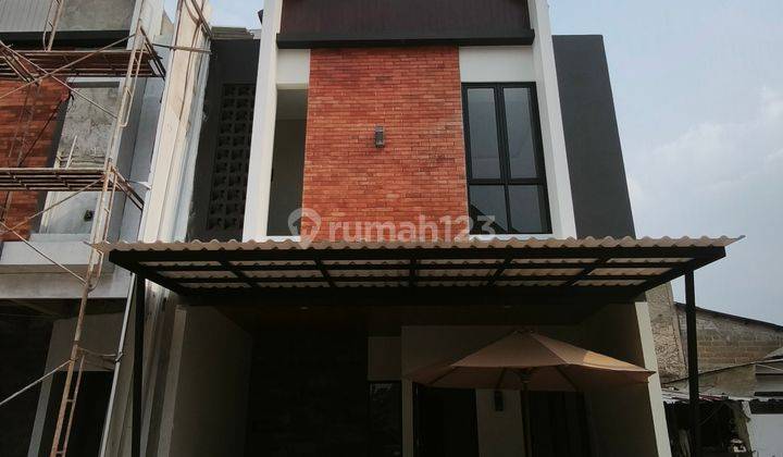 Rumah Brand New 2 Lantai Ada Attic Belakang Stasiun Lrt di Cibubur