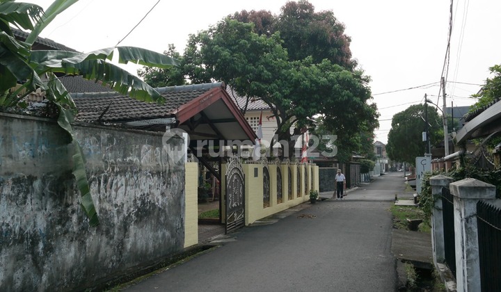 Dijual Rumah Besar 2 Lantai Di Dekat Arion Mall 2