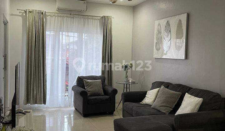 For Sale Business House by the Roadside in Pondok Kelapa, East Jakarta