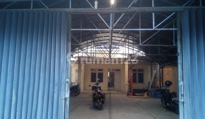 Disewakan Rumah Tempat Usaha Di Warung Jati Kalibata Jaksel