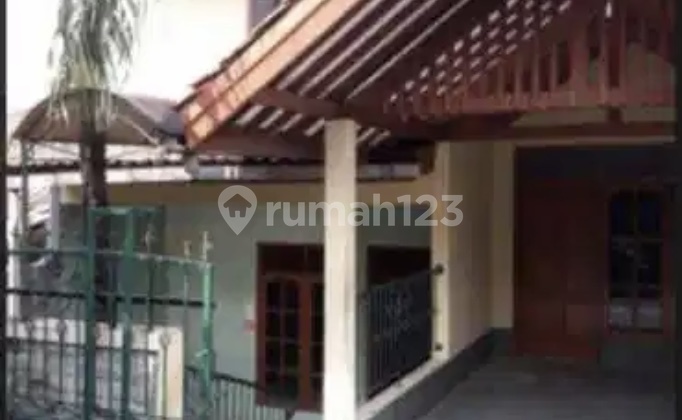 For Sale 2-Storey Ready-to-Live-In House in Pesanggrahan, Tanah Kusir, South Jakarta 2