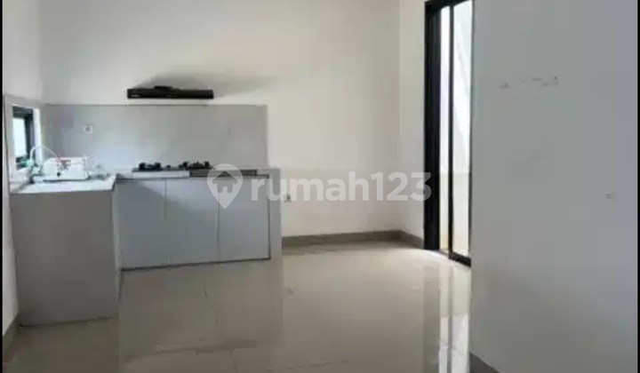 For Rent 2-Story House in Golden Palma Bintaro Tangsel 2