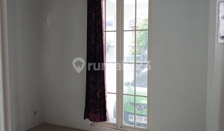 Disewakan Rumah 2 Lantai di Green Orchid Dekat Univ Brawijaya 2