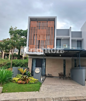 Hunian Modern dengan Nuansa Asri di Malang 1
