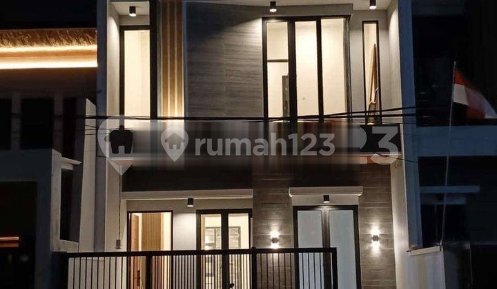 SUTOREJO SHM ,ONE GATE SIAP HUNI, RUMAH CANTIK DAN COZY