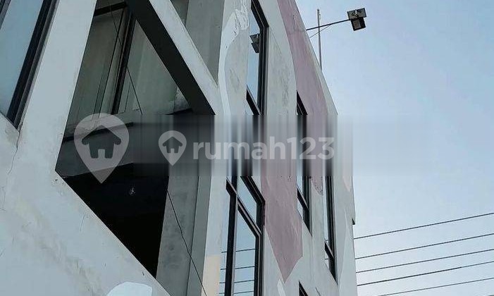 Ruko Rungkut Cocok untuk Kafe/Resto/Kantor 2