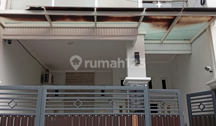 KALIJUDAN SHM 2 LANTAI SIAP HUNI, 1M AN. KALIJUDAN SHM 2 LANTAI SIAP HUNI, 1M AN.