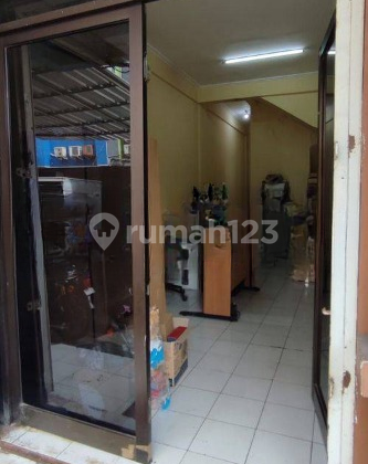 Ruko 3 LT Siap Pakai di Klampis Jaya Surabaya 2