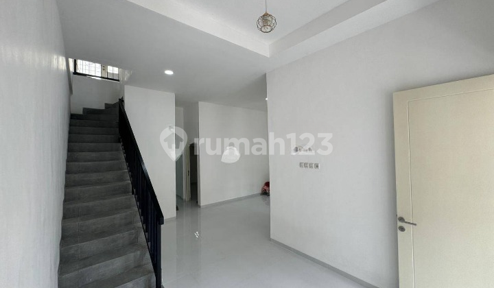 READY-TO-OCCUPY MINIMALIST 2-STORY HOUSE IN PANTAI MENTARI SURABAYA, WITH CERTIFICATE. 2