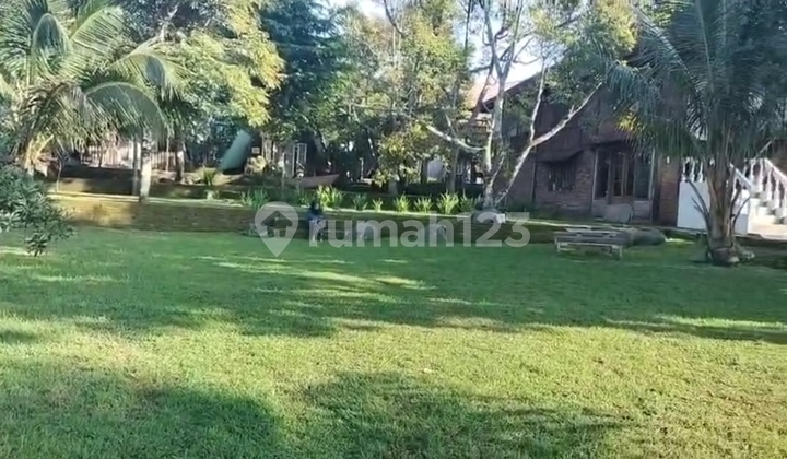 Active Rental Villa, Land Certificate in Karang Widoro Malang 3000M2.