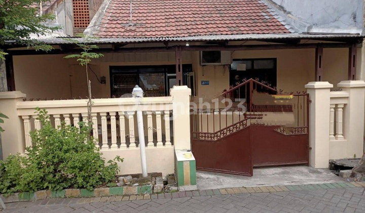 RUMAH DI REWWIN SHM SIAP HUNI, LEBAR 7 METER. RUMAH DI REWWIN SHM SIAP HUNI, LEBAR 7 METER.