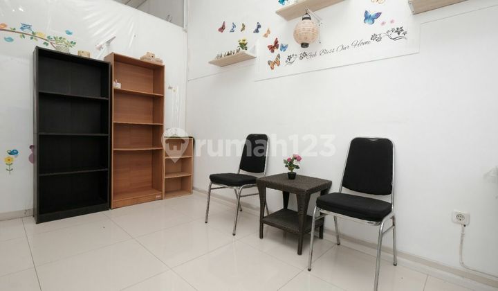 For sale/lease. house suitable for office use, Nirwana Executive 8m wide Shm. 2