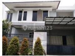 A NICE AND READY-TO-LIVE 2-STORY HOUSE IN MARGOREJO INDAH, SURABAYA 1