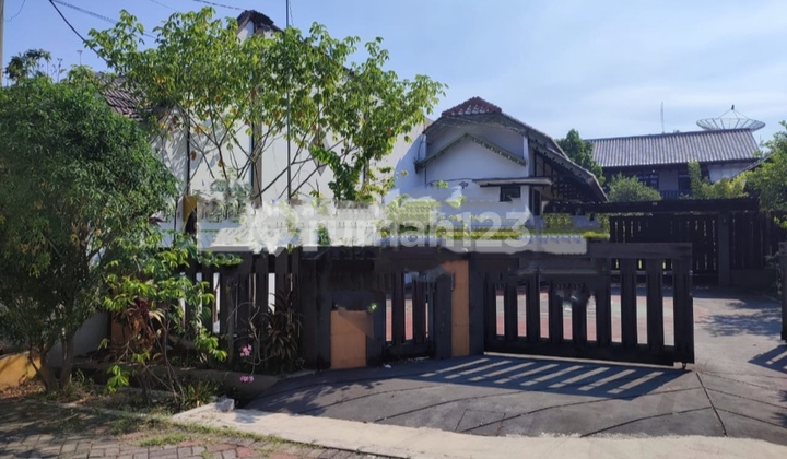 Pavilion Model Home, Comfortable and Lush Steps, Swimming Pool Ready to be Built. 2