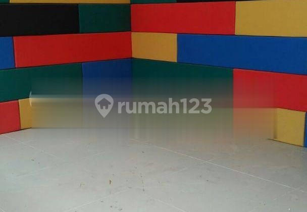 FOR SALE/RENT SHOPHOUSE ON JL RAYA DHARMAHUSADA UTARA SURABAYA SUITABLE FOR BEAUTY CLINICS, SCHOOLS, ETC.