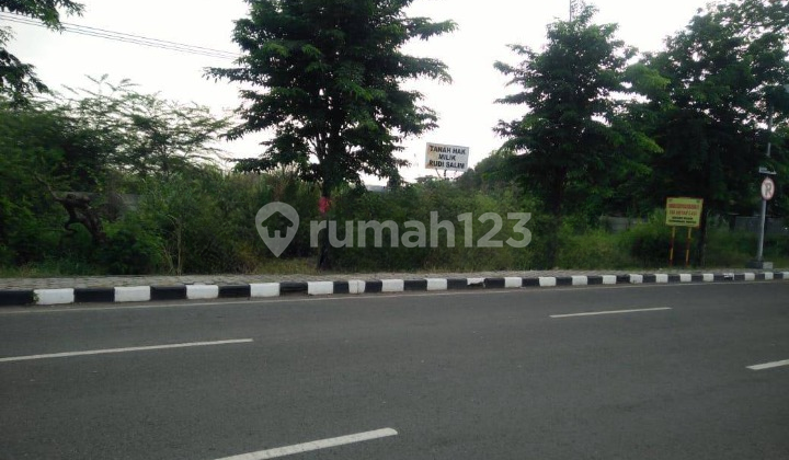 LAND 49.121M2 HGB, MAIN STREET DR WAHIDIN SUDIRO HUSODO KEBOMAS GRESIK