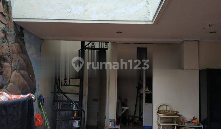 KUTISARI INDAH SHM 450M2 GARASI BISA 6MOBIL. ROW 4 MOBIL 2