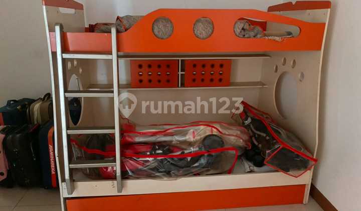 For Rent: Attached House in Bintaro Sector 9, 2 Floors, Semi-Furnished, Cheapest, Strategic, SHM, Flood-Free. 2