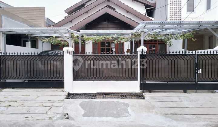 Dijual Rumah 2 Lantai Termurah Bintaro Sektor 5 Luas Shm Nego