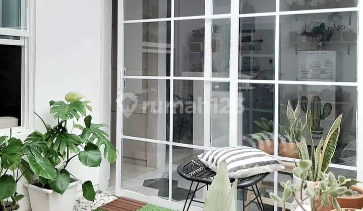 Dijual Rumah 2 Lantai Bintaro Semi Furnished Terenovasi Termurah Strategis Shm
